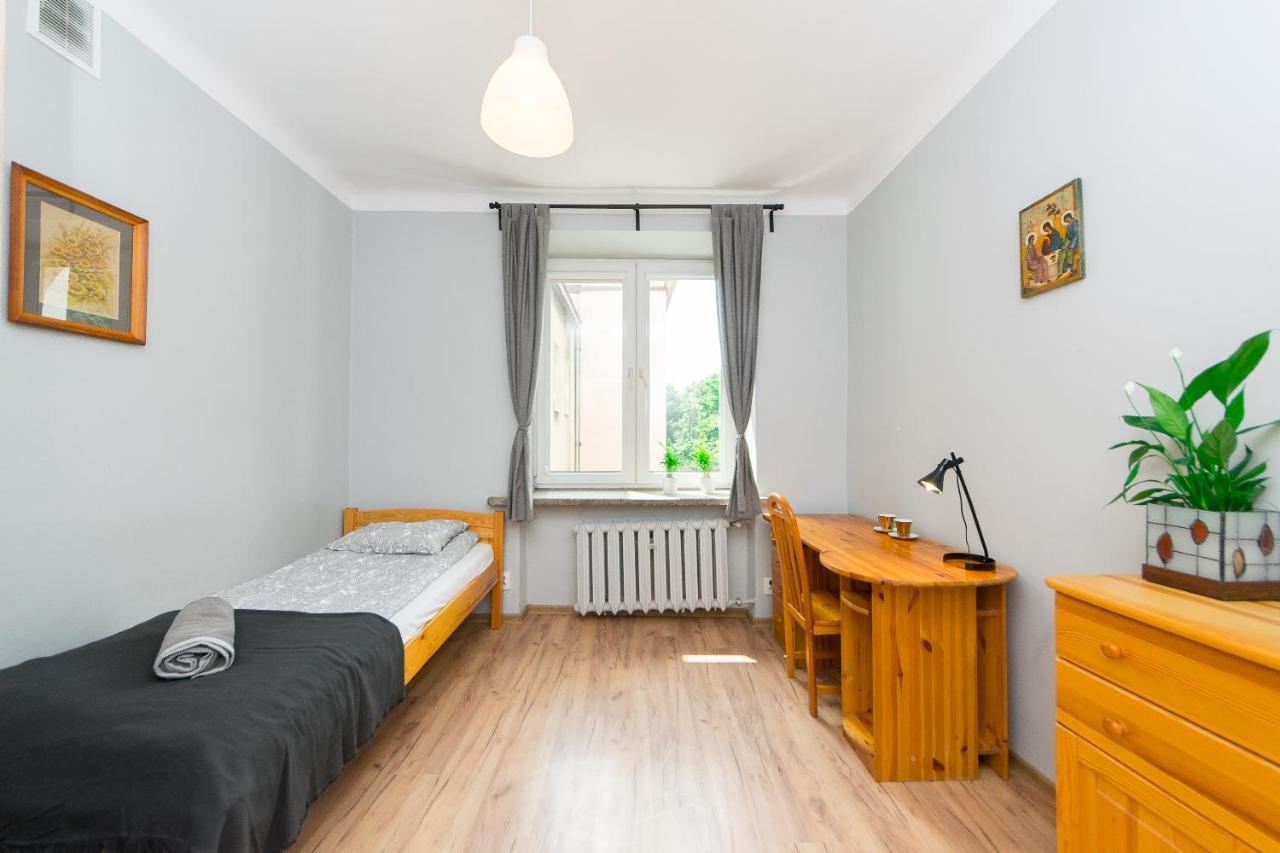 3-Bedroom Flat In City Center P4You Pl Красков Екстериор снимка