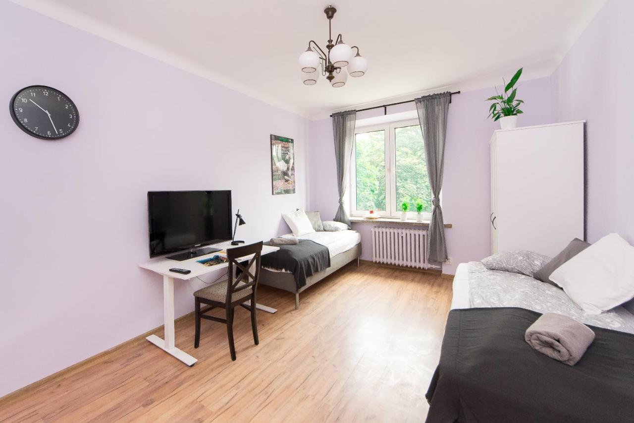 3-Bedroom Flat In City Center P4You Pl Красков Екстериор снимка