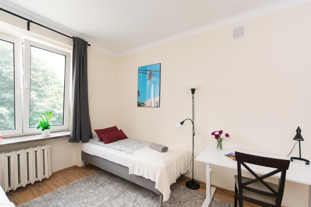 3-Bedroom Flat In City Center P4You Pl Красков Екстериор снимка